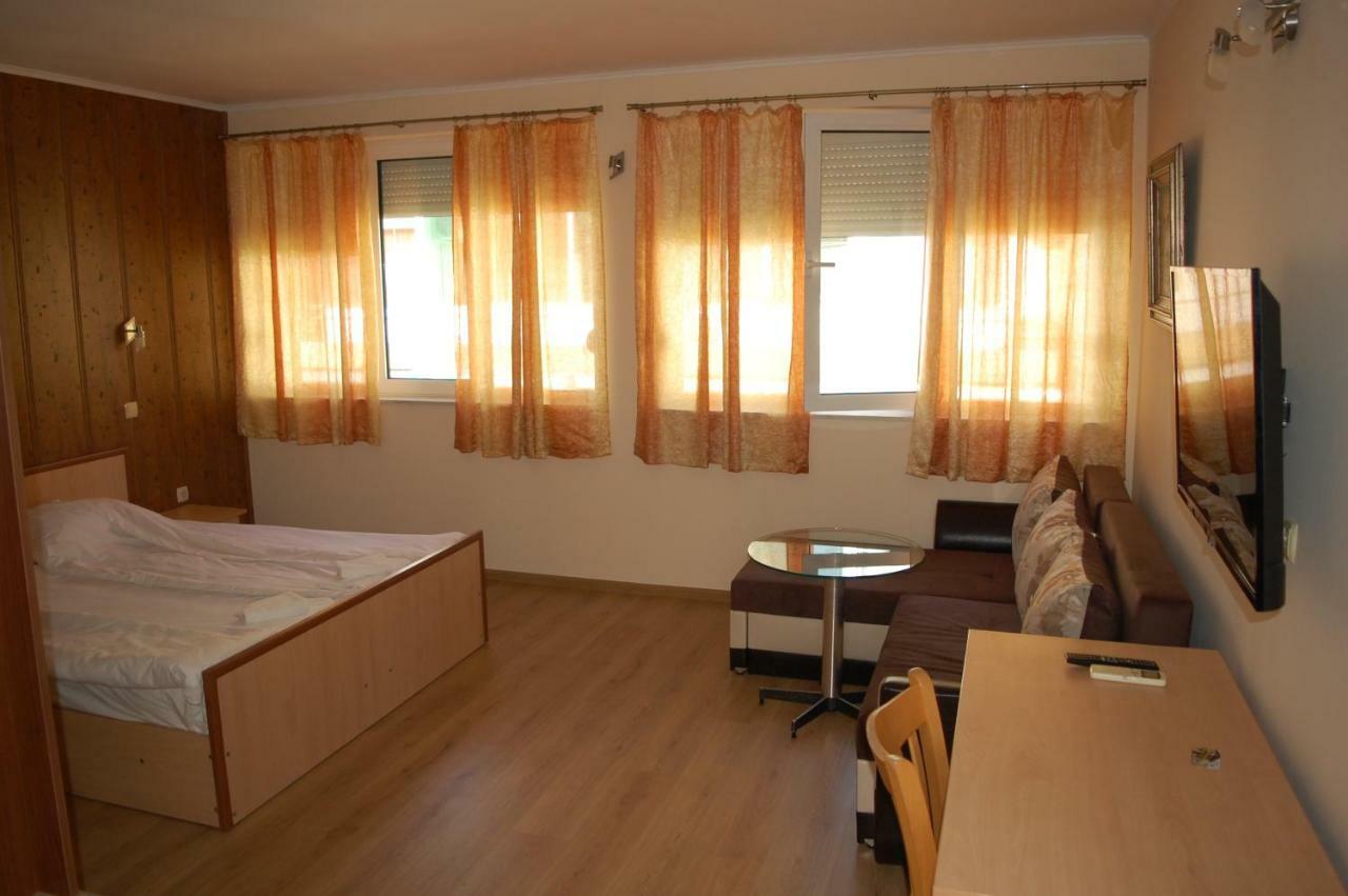 Hotel Vitosha Trjavna Buitenkant foto