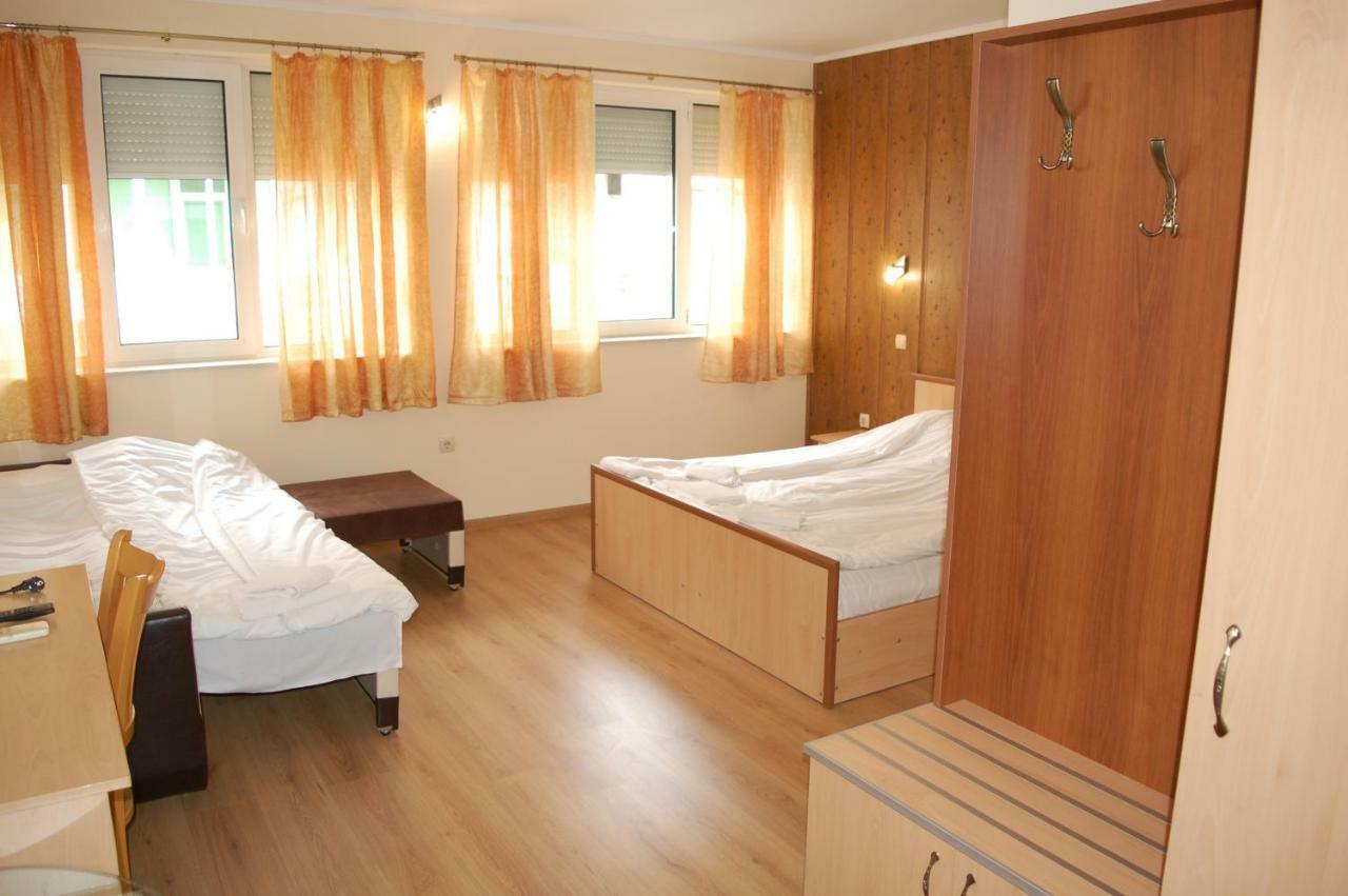 Hotel Vitosha Trjavna Buitenkant foto
