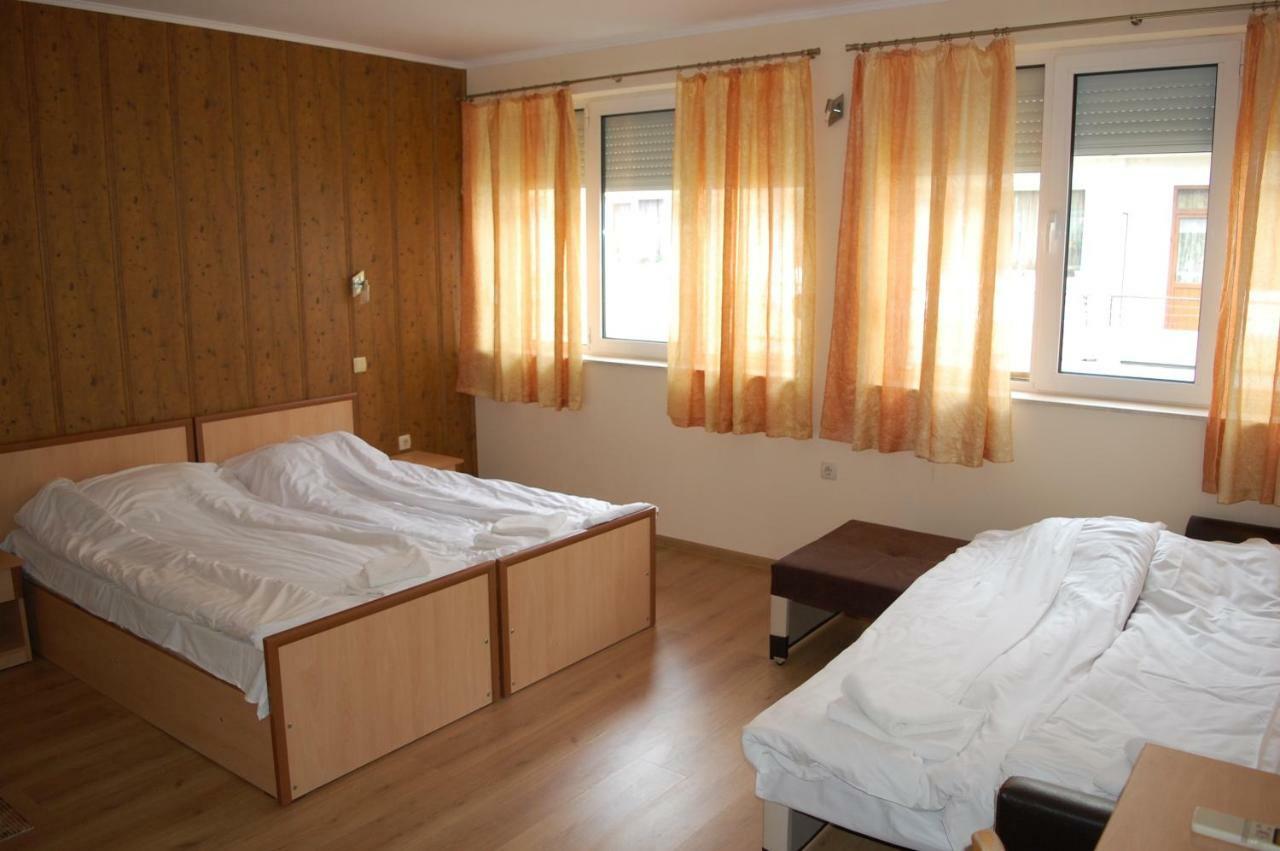 Hotel Vitosha Trjavna Buitenkant foto