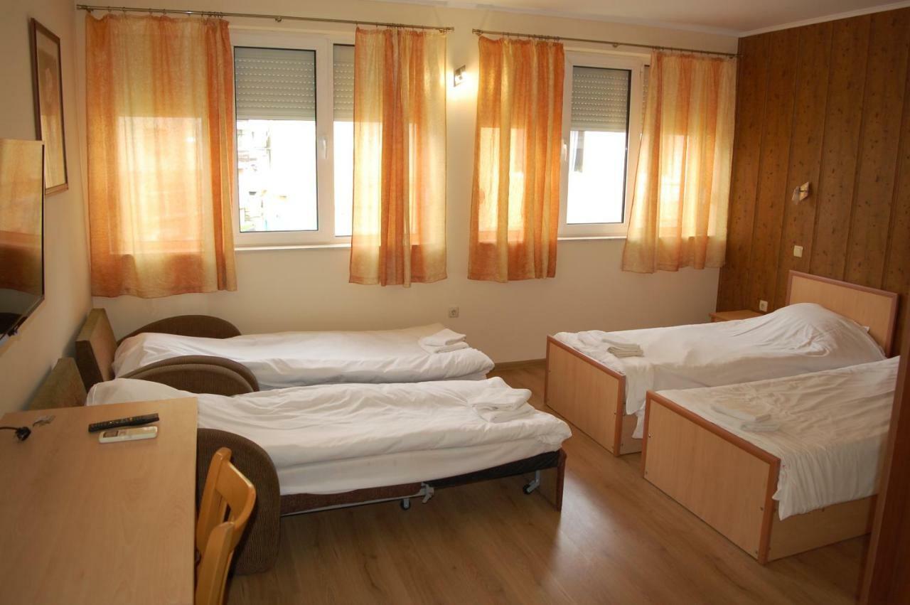 Hotel Vitosha Trjavna Buitenkant foto